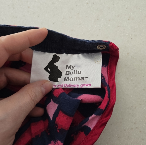 My Bella Mama Labor/Delivery/ Hospital Gown - Picture 3 of 9